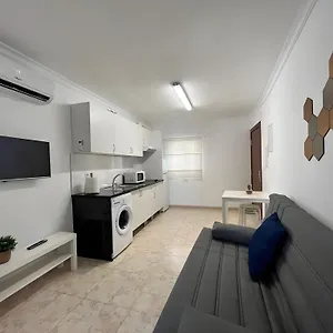 And New Studio Close To The Center 3ºb Appartamento
